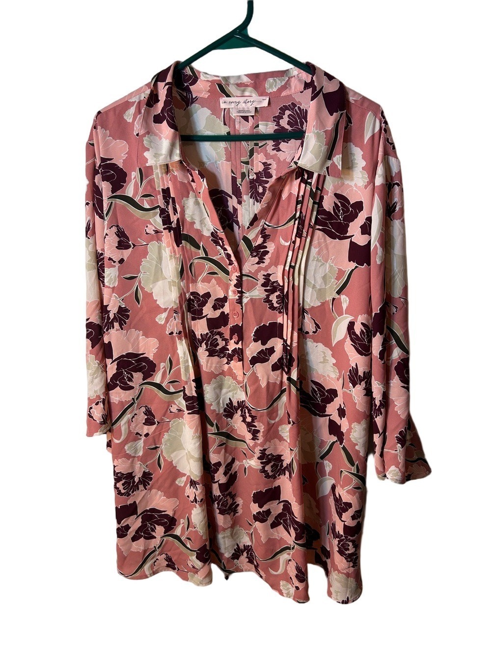 Pennington’s in every story Floral Button-Front Pink Tunic Blouse size 4X